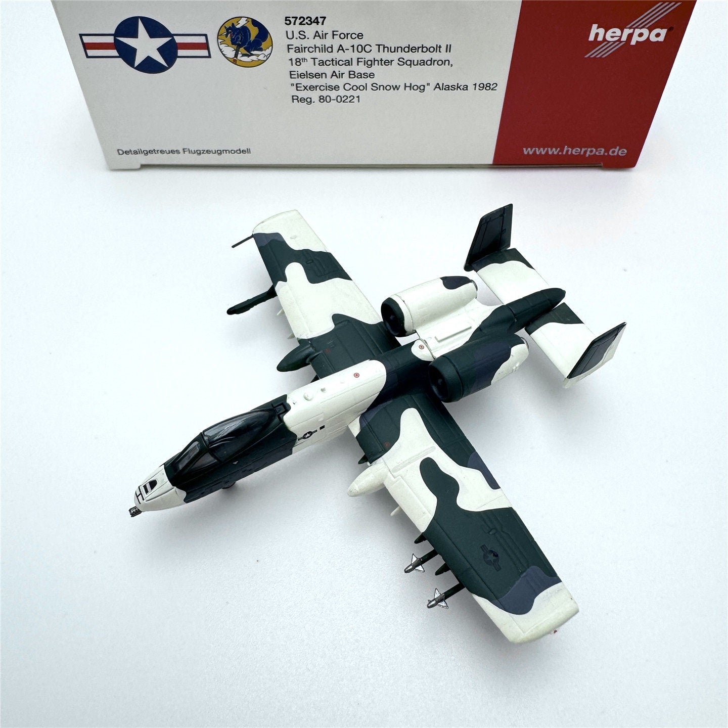 1/200 United States Air Force A-10 80-0221 572347 - cover